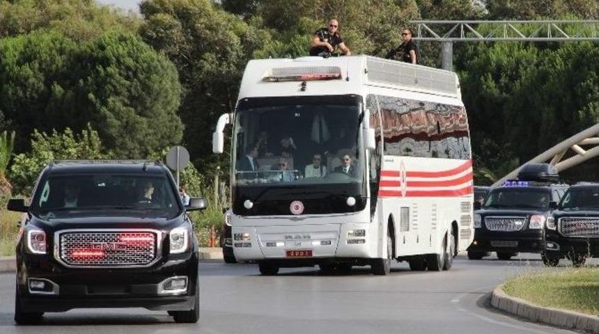 Başbakan Binali Yıldırım İzmir&rsquo;de