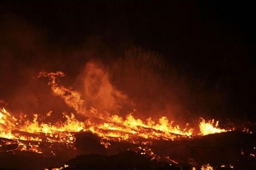 Bodrum&rsquo;daki Yangın 15 Saattir Aralıksız S&uuml;r&uuml;yor