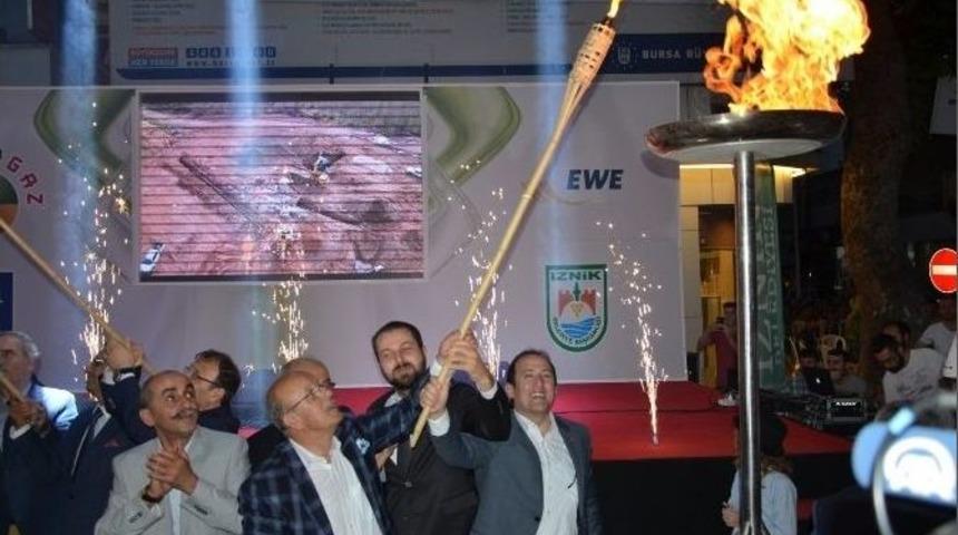 İznik&rsquo;te Doğalgaz Meşalesi Yakıldı