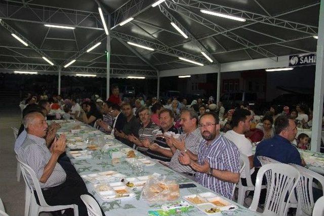 Dondurma Köyü Geleneksel İftar Yemeği Düzenlendi