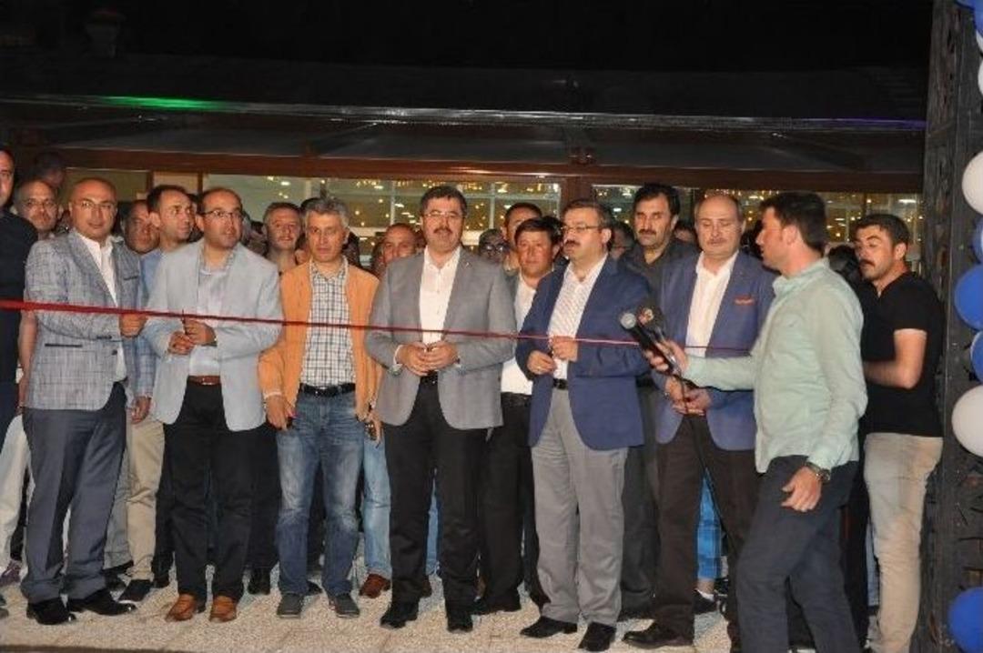 Sandıklı Cumhuriyet Parkı&rsquo;nın A&ccedil;ılışı Yapıldı