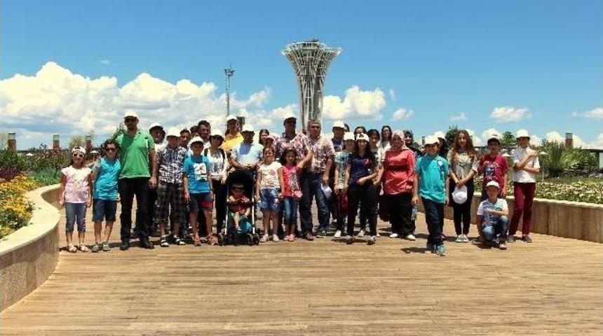 B&uuml;y&uuml;kşehir Belediyesi Gazipaşalı &Ouml;ks&uuml;z Ve Yetim &Ccedil;ocuklara Unutulmaz Bir G&uuml;n Yaşattı