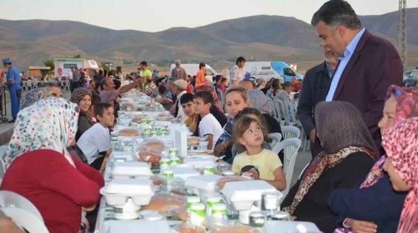 Ereğli Belediyesi&rsquo;nden Toros Mahallesi&rsquo;nde İftar