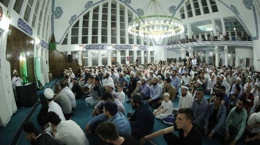 Balkanlıoğlu&rsquo;ndan &rsquo;&uuml;mmet&rsquo; Mesajı