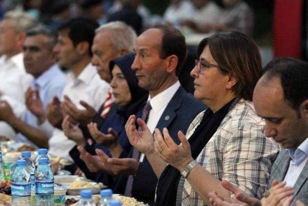 Kardeşlik Sofrası Şaphane&rsquo;de Kuruldu