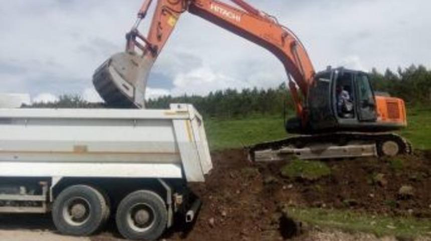 Damal&rsquo;da Yayla Yolu Yapımı