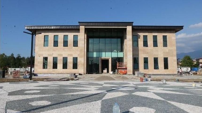 Akyazı Sgm A&ccedil;ılışa Hazırlanıyor