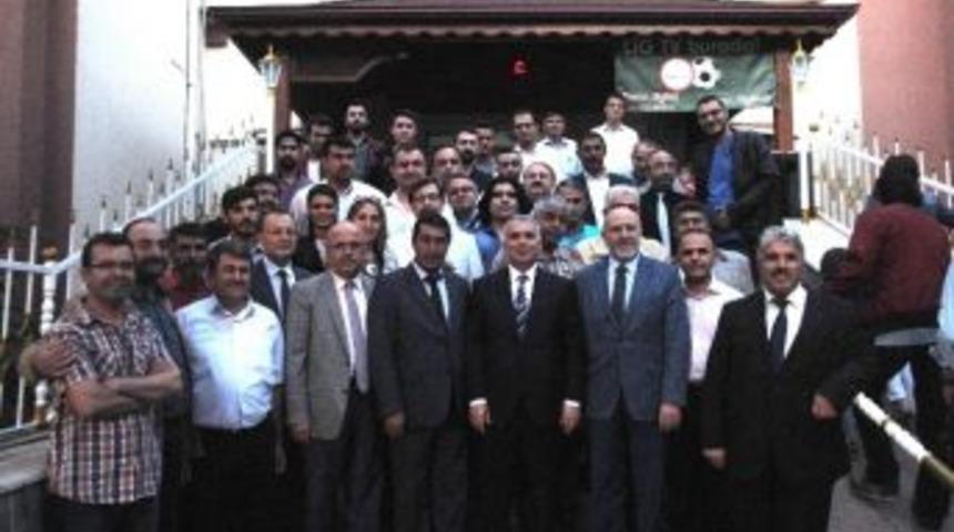 Afyonkanrahisar Basını İftar Yemeğinde Bir Araya Geldi