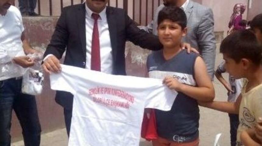 Yıldızg&ouml;rer, Silopili &Ccedil;ocukları Sevindirdi