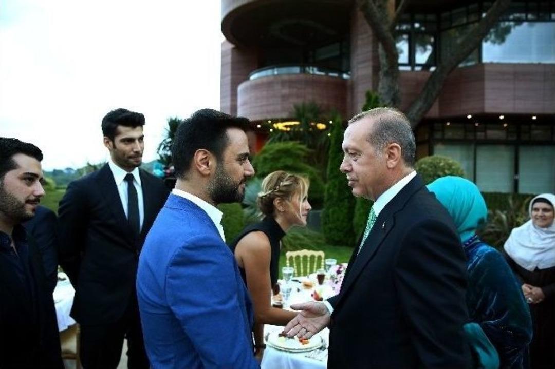 Cumhurbaşkanı Erdoğan: "millete Husumet İ&ccedil;inde Kendine Sanat&ccedil;ı Diyen Bir Kesim Var"