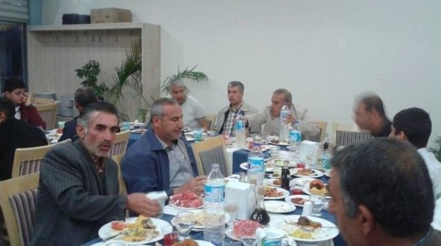 Başkan Aksoy, Belediye &Ccedil;alışanları İle İftarda Buluştu