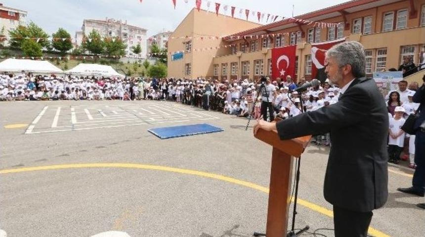 En Fazla Atık Pil Toplayan Okullar &Ouml;d&uuml;llendirildi