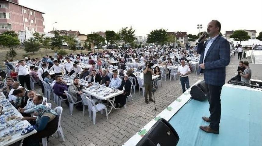 İftar Sofrası Bu Kez Harman Ve H&uuml;rel Sakinlerini Buluşturdu