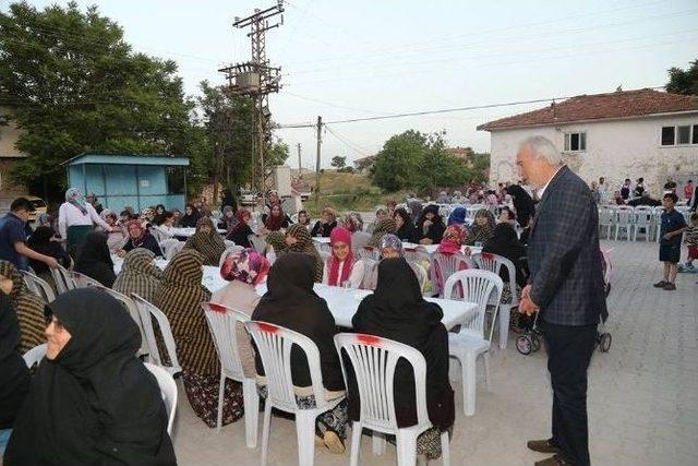 Perli, Yenibosna Ve Çalca’da İftar Coşkusu