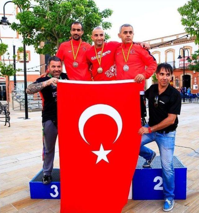 İstanbul İtfaiyesi’nden Rekor Kapanış: 29 Altın, 27 Gümüş, 26 Bronz