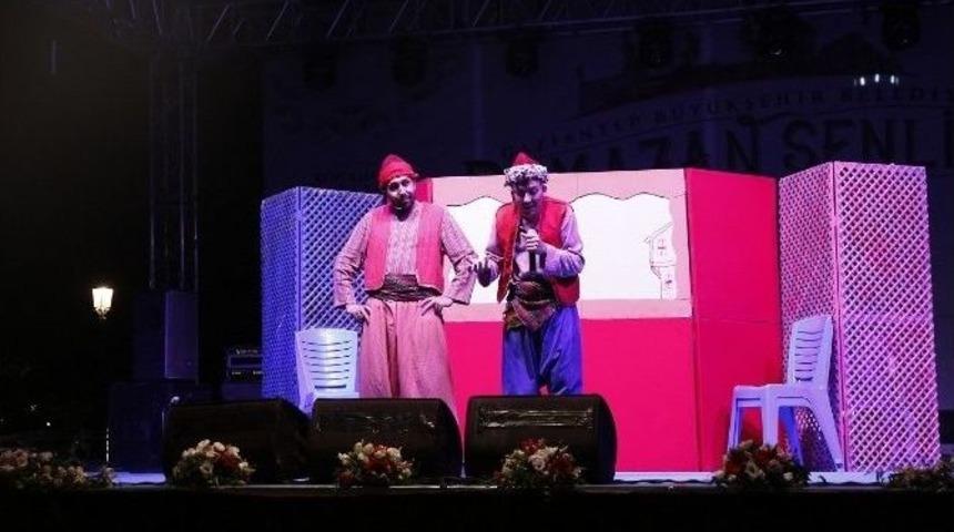 Tasavvuf M&uuml;ziği Sanat&ccedil;ısı Eren Gazianteplilerle Buluştu