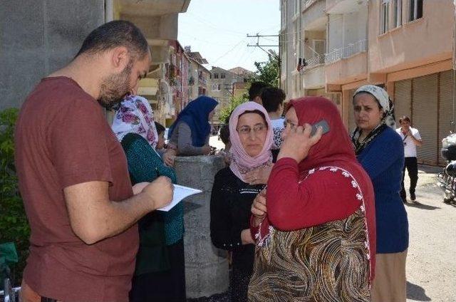 Merdivene Asılı Halde Bulundu