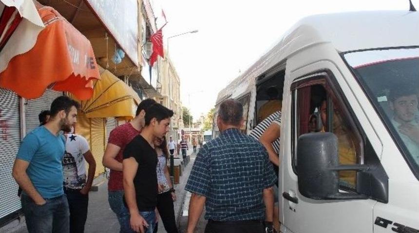 Kilis Belediyesi Lys’ye Giren Öğrencileri Gaziantep’e Taşıdı