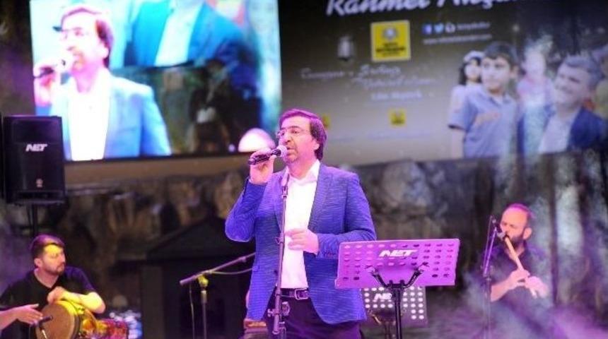 Konya&rsquo;da Rahmet Akşamlarında Mustafa Demirci Konseri