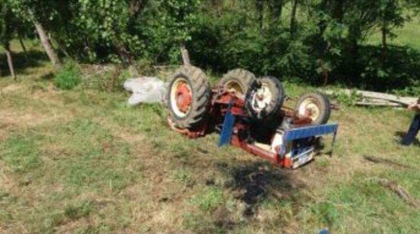 Trakt&ouml;r&uuml;n Altında Kalan Yaşlı Adam Ağır Yaralandı