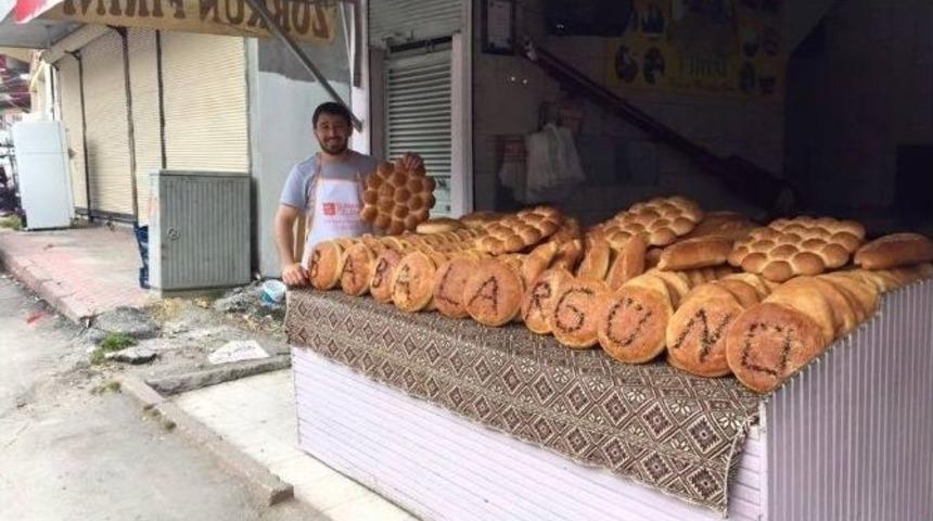 Fırıncıdan Babalar G&uuml;n&uuml; Jesti