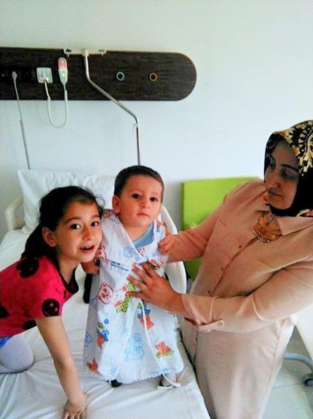 Bir Annenin Bir Yaşındaki Bebeğine En Acı Vedası...(&ouml;zel Haber)