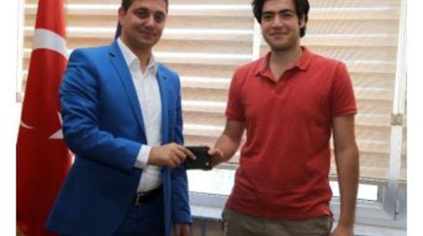 &ldquo;evin Kirası C&uuml;zdanımın İ&ccedil;indeydi&rdquo;