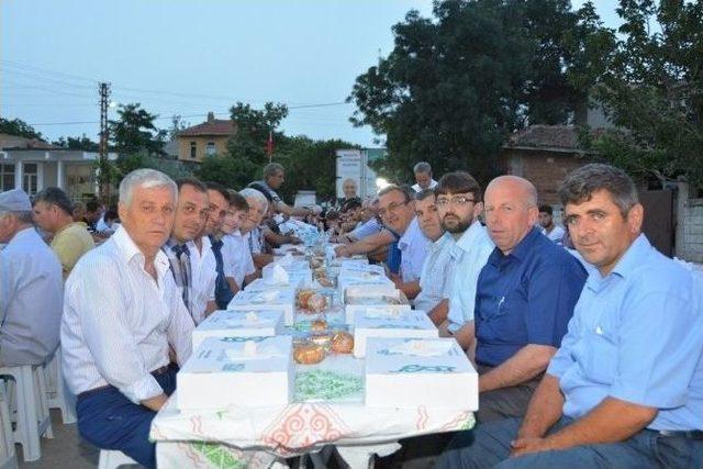 Süleymanpaşa Ramazan’da Sevgi Sofralarında Buluşmaya Devam Ediyor