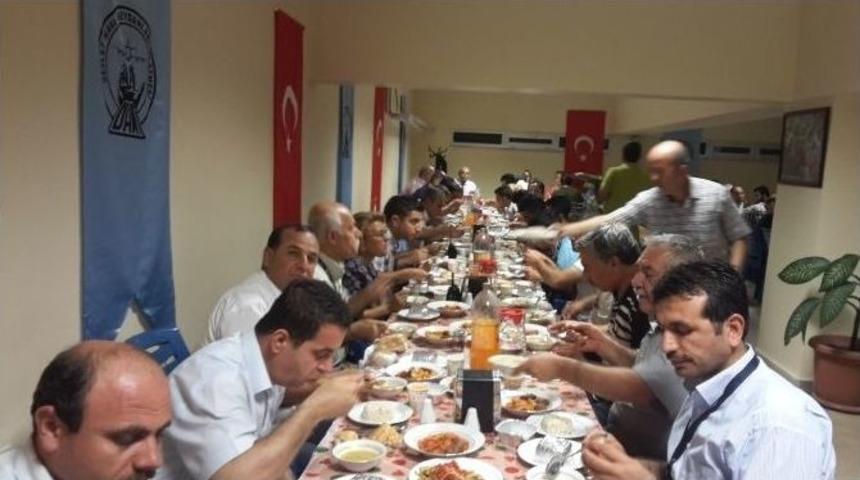 Gaziantep Havalimanı &Ccedil;alışanları İftarda Buluştu