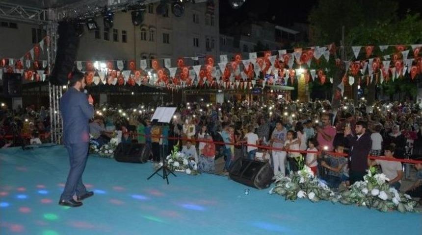 Murat Belet İlahileriyle Coşturdu