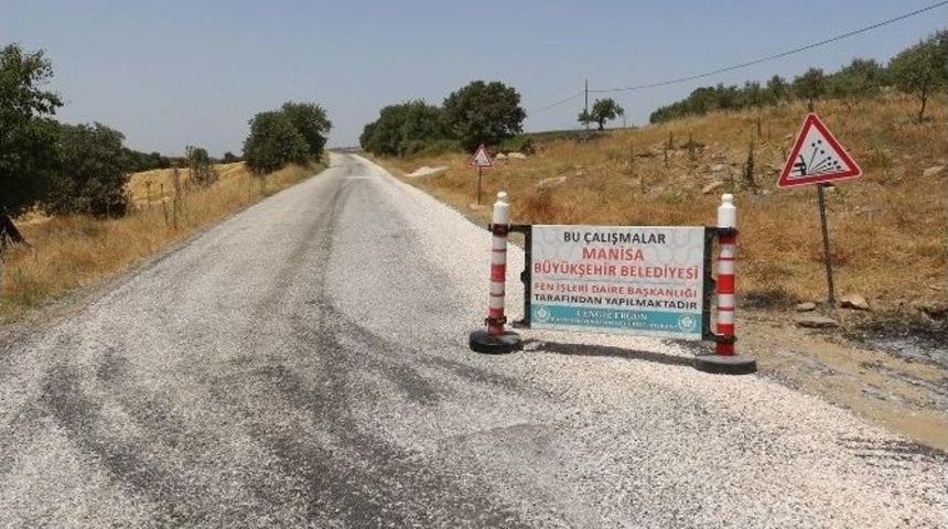 Salihli&rsquo;de Gurup Yola 47 Kilometre Asfalt