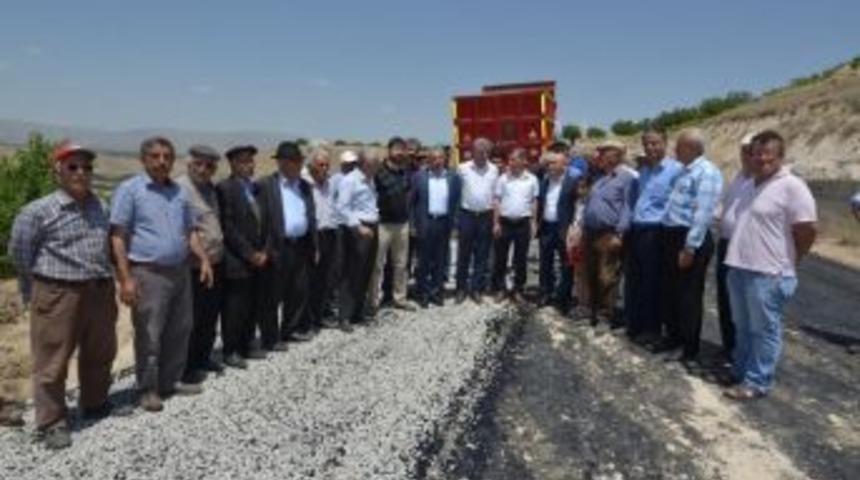 Yeşilyurt Belediyesi Sathi Kaplama Sezonunu A&ccedil;tı