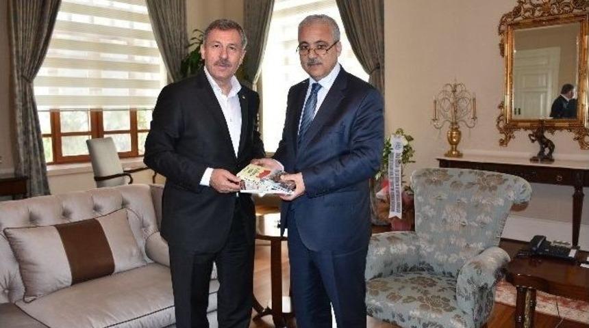 Manisa Milletvekillerinden Vali G&uuml;ven&ccedil;er&rsquo;e Nezaket Ziyareti