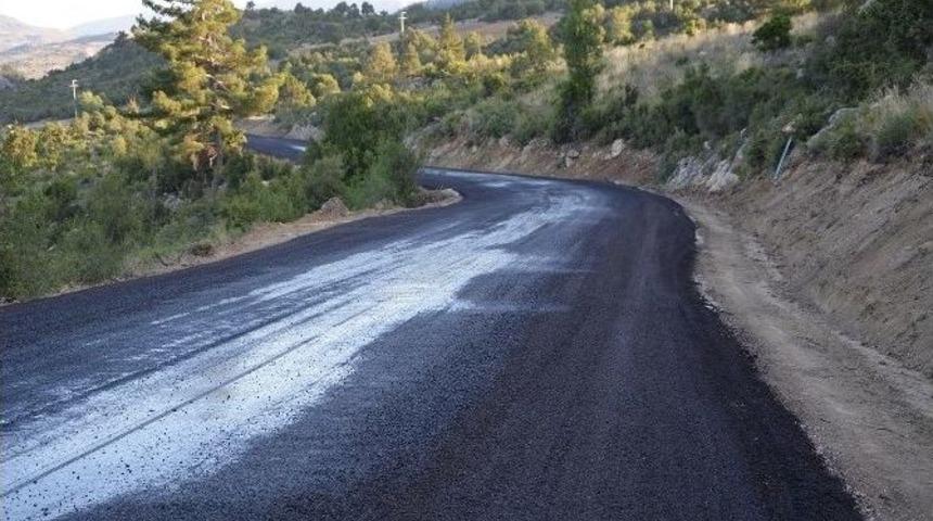 Yayla Yollarında Asfalt &Ccedil;alışması