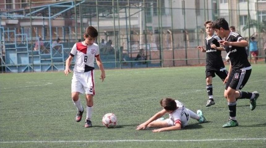 Şampiyon Altınordu A.ş Oldu