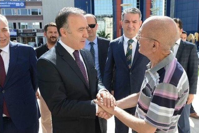 Denizli Valiliğine Atanan Ahmet Altıparmak Görevine Başladı