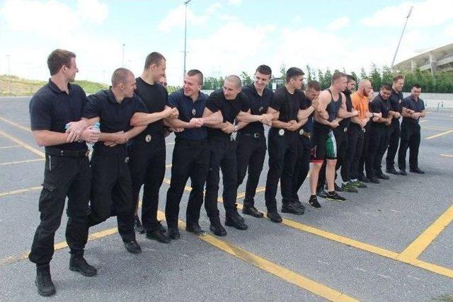 Tika Polis Eğitim Projelerine Devam Ediyor