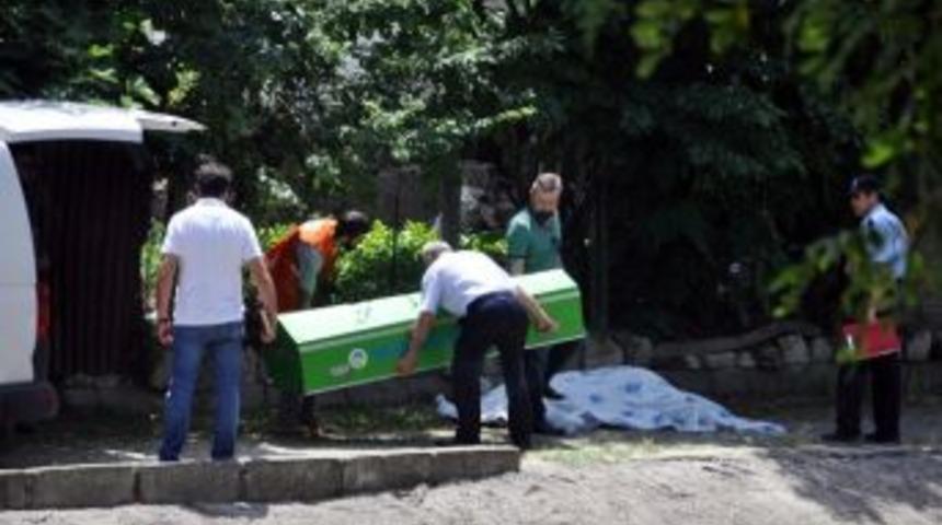 Derede &Ouml;l&uuml; Bulunan Gencin Kimliği Belli Oldu