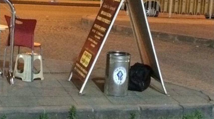 Birbirine Benzeyen İki Valiz Polisi Alarma Ge&ccedil;irdi