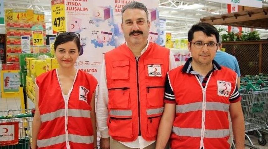 Aydın Kızılay İhtiyaç Sahiplerini Hilalin Altında Buluşturuyor