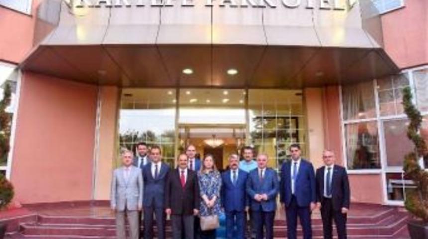 Rekt&ouml;rler İftar Yemeğinde Buluştu