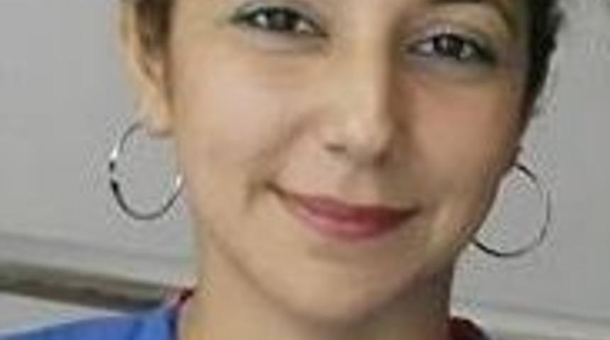 Anne Ve Babasını &Ouml;ld&uuml;ren Hemşireye Ceza Yağdı