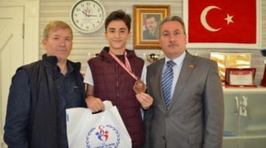 Sağlık Gen&ccedil;likspor Taekwondoda Başarıya Doymuyor