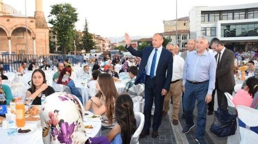 Kardeşlik İftarına Katılım Yüksek Oldu