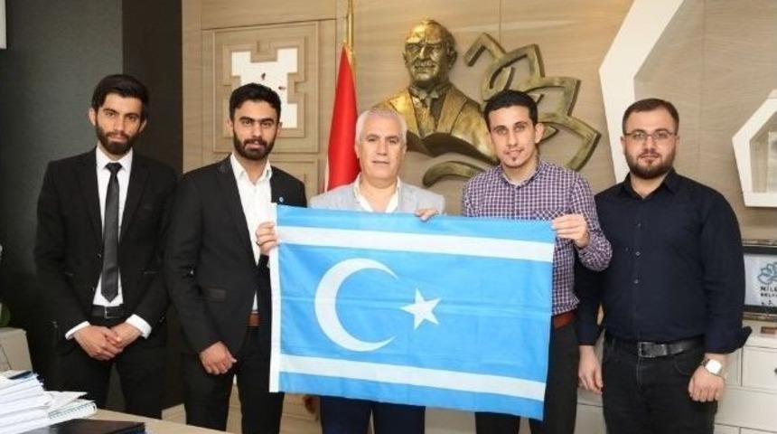 Irak T&uuml;rkleri&rsquo;nden Bozbey&rsquo;e Ziyaret