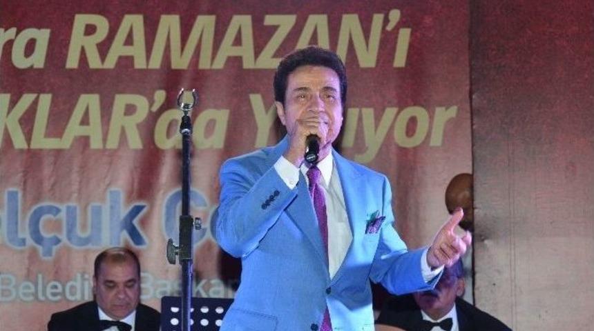 Tebess&uuml;m Şehri&rsquo;nde Zekai Tunca Konseri