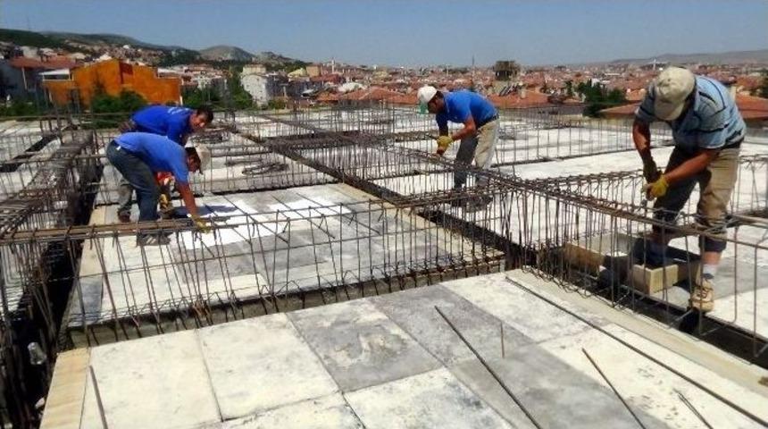 Ramazan Ayında İş&ccedil;ilerin Sıcakla İmtihanı