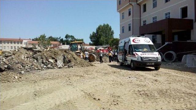 Kocaeli’de Okul İnşaatında Göçük: 1 İşçi Yaralı