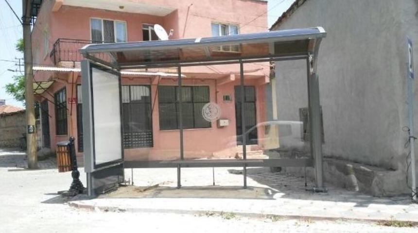 Kırkağa&ccedil;&rsquo;ın Durakları Yenileniyor