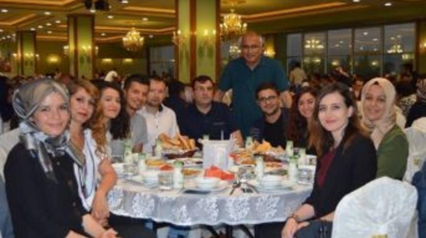 Engelli, Şehit Aileleri Ve Gazilere İftar